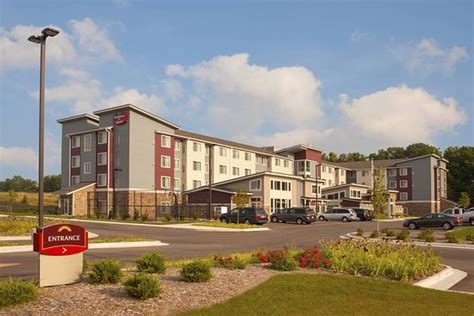 kentwood mi hotels